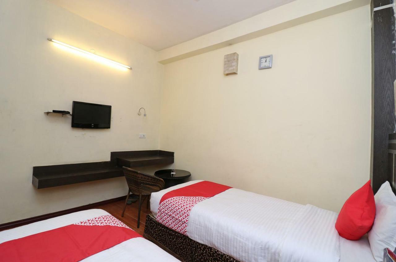 Oyo 22034 Hotel Kanisshk International Rourkela 외부 사진